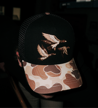 Fly By ( Black )